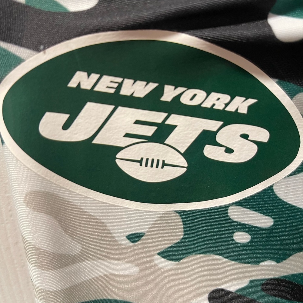 Green and Black Camouflage Leggings - Picture 3 of 6